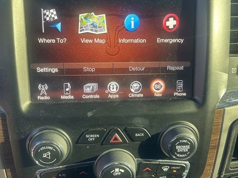 Used 2017 RAM 2500 Laramie image 10