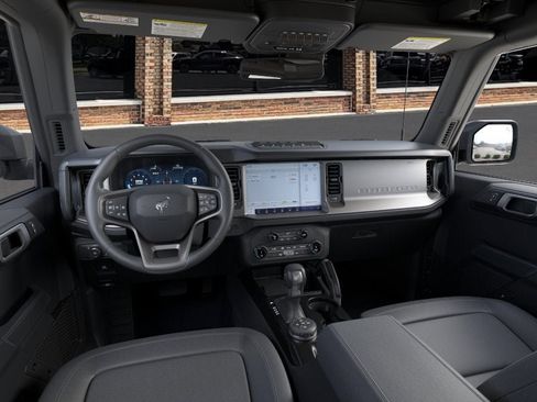 New 2026 Ford Bronco Badlands image 9