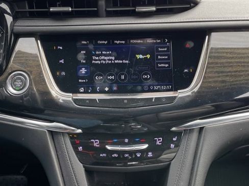 Used 2020 Cadillac XT6 Premium Luxury image 12