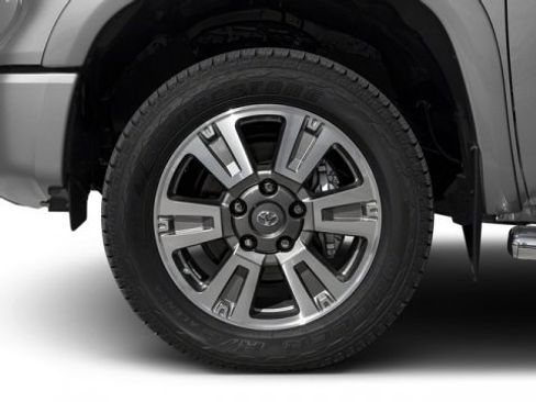 Used 2017 Toyota Tundra Platinum image 11