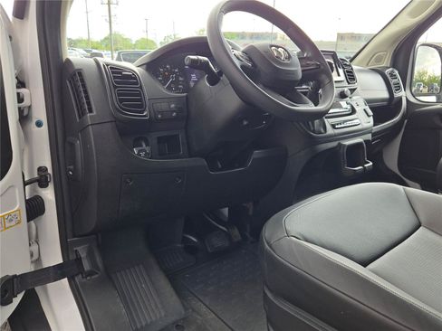 Used 2026 RAM ProMaster 2500 w/ Convenience Group FWD image 23