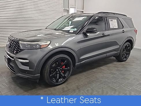 Used 2020 Ford Explorer ST w/ ST Street Pack image 5