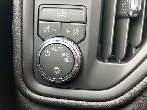 New 2026 GMC Sierra 1500 Pro w/ Pro Value Package image 15