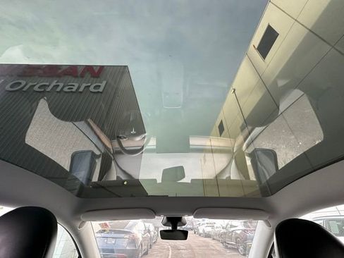 Used 2024 Tesla Model Y Performance image 12