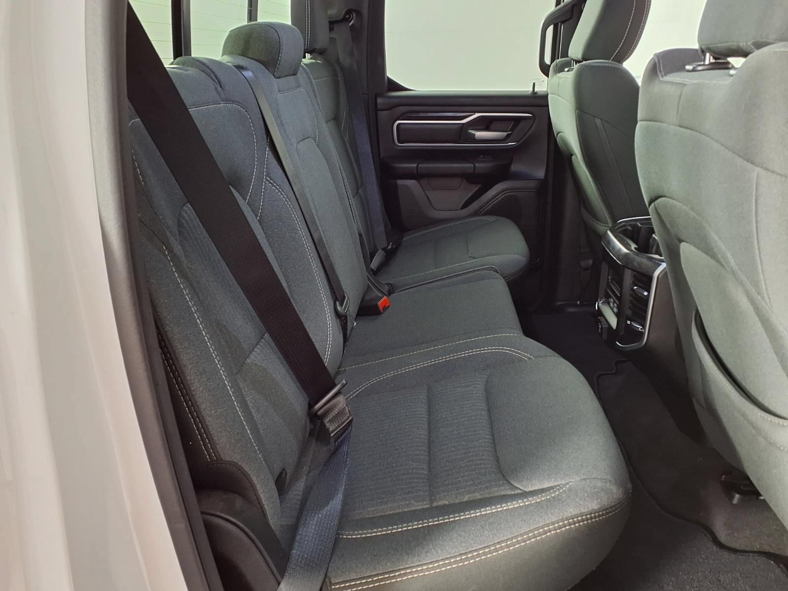 Used 2022 RAM 1500 Big Horn AWD/4WD image 11