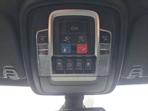 Used 2020 RAM 1500 Laramie image 20