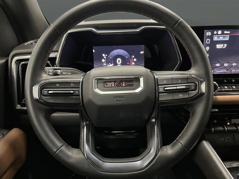 Used 2023 GMC Canyon AT4 image 16