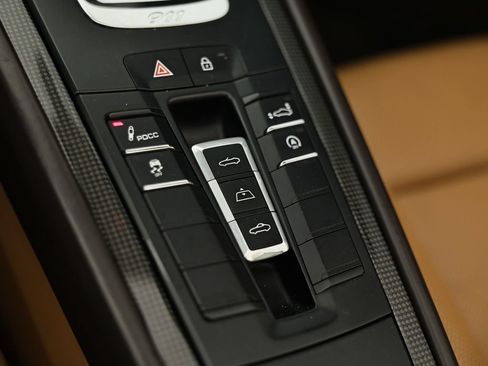 Certified 2019 Porsche 911 Turbo AWD/4WD image 41