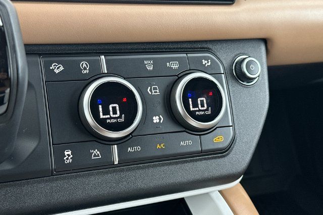 Used 2025 Land Rover Defender 110 S AWD/4WD image 20