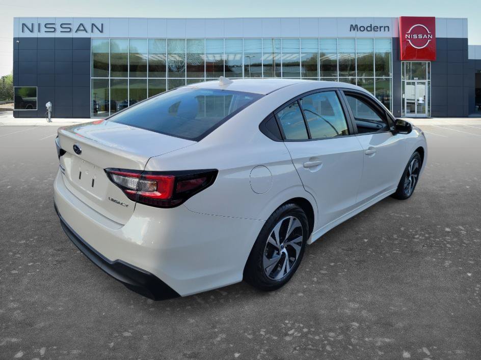 Used 2025 Subaru Legacy Premium AWD/4WD image 5