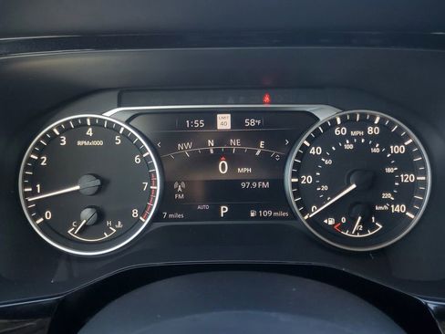 New 2025 Nissan Pathfinder SL image 15