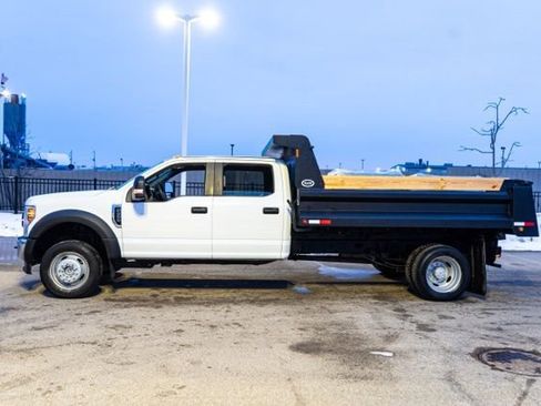 Used 2018 Ford F550 4x4 Crew Cab Super Duty image 4