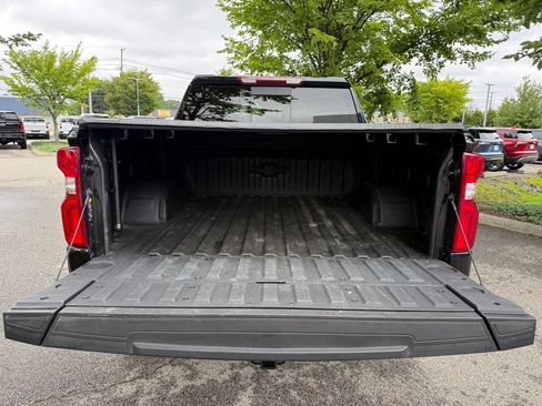 Used 2025 Chevrolet Silverado 1500 RST w/ Redline Edition AWD/4WD image 10