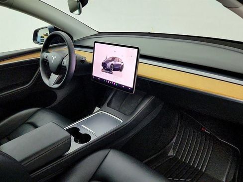Used 2023 Tesla Model Y Long Range AWD/4WD image 29
