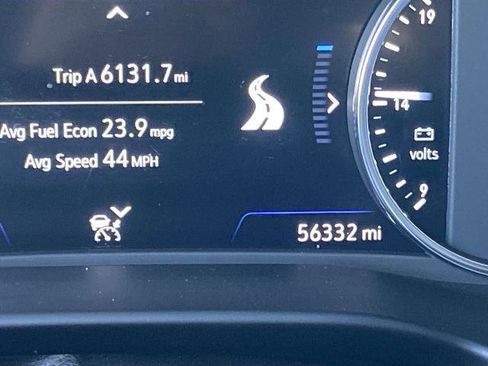 Used 2023 Buick Enclave Avenir w/ Avenir Technology Package image 8