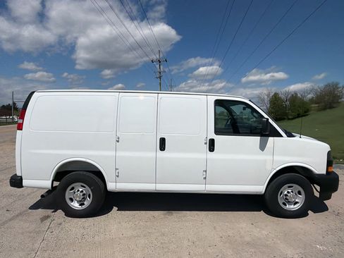 New 2025 Chevrolet Express 2500 w/ Driver Convenience Package RWD image 17