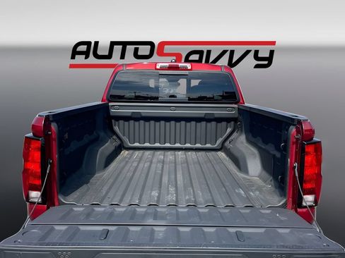 Used 2025 Chevrolet Colorado LT AWD/4WD image 23