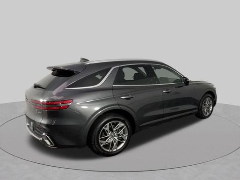 Used 2025 Genesis GV70 2.5T AWD/4WD image 10