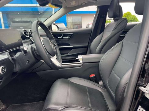 Used 2025 Mercedes-Benz C 300 4MATIC Sedan image 16