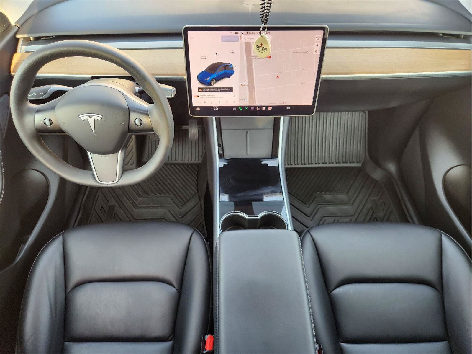 Used 2021 Tesla Model Y Long Range AWD/4WD image 25