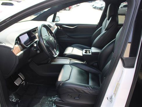 Used 2017 Tesla Model X 100D AWD/4WD image 10