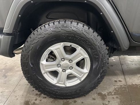 Used 2022 Jeep Wrangler Unlimited Sport S image 33