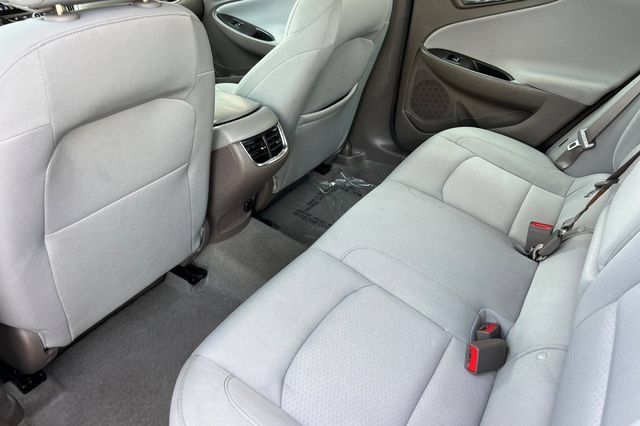 Used 2025 Chevrolet Malibu LT FWD image 13