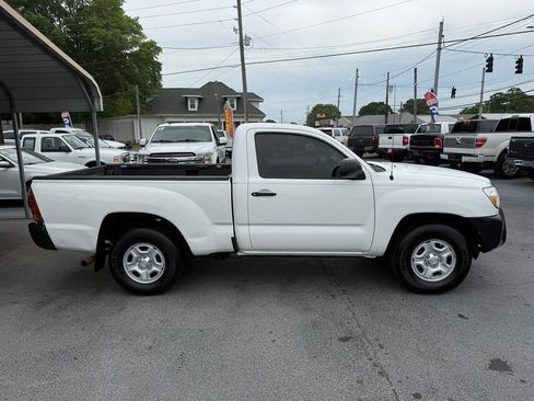 Used 2012 Toyota Tacoma 2WD Regular Cab image 3