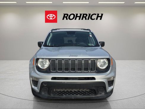 Used 2019 Jeep Renegade Sport w/ Sport Appearance Group image 2