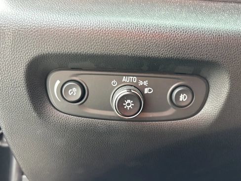 Used 2020 Chevrolet Traverse LT AWD/4WD image 22