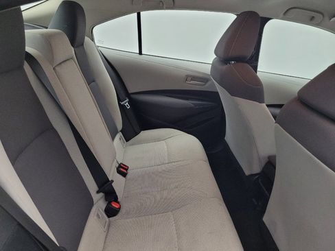Used 2022 Toyota Corolla LE FWD image 19