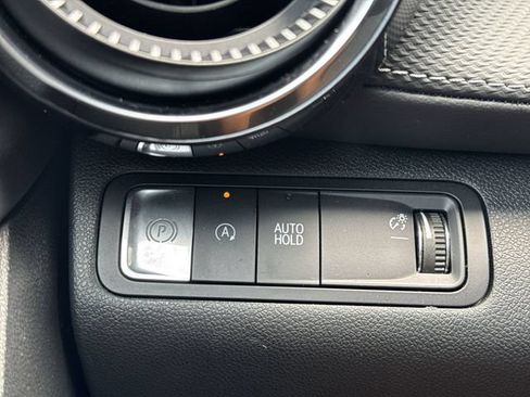 Used 2026 Chevrolet Equinox LT FWD image 26