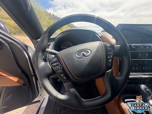 Used 2024 INFINITI QX80 Sensory AWD/4WD image 6