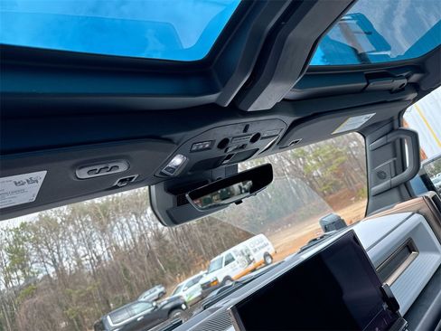 Used 2024 GMC Hummer EV 3X w/ Omega Edition image 19