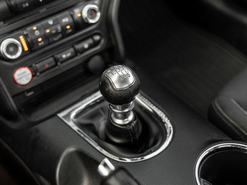 Used 2016 Ford Mustang GT RWD image 24