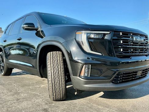 Used 2026 GMC Acadia Elevation w/ Black Edition FWD image 3