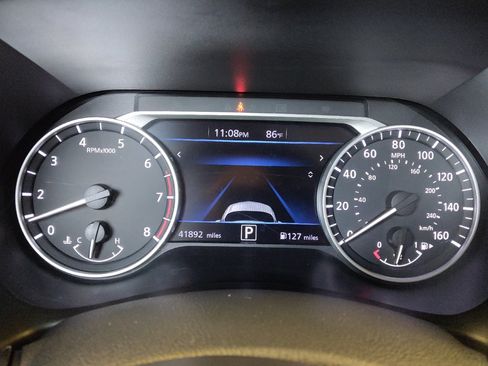 Used 2025 Nissan Sentra SV FWD image 23