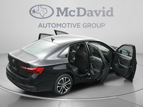 Used 2024 Volkswagen Jetta Sport FWD image 49