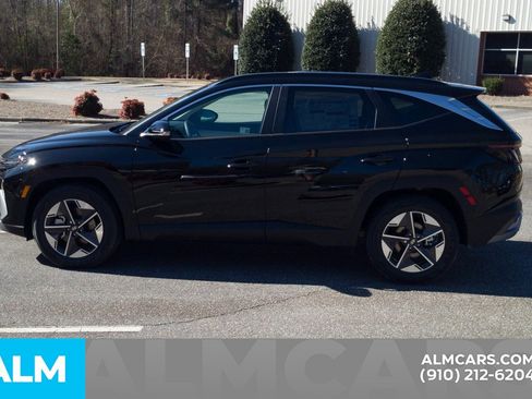 Certified 2025 Hyundai Tucson SEL image 10