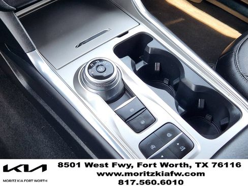 Used 2020 Ford Explorer XLT w/ Equipment Group 202A RWD image 18