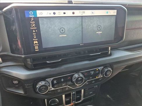 Used 2026 Jeep Wrangler Unlimited Rubicon AWD/4WD image 15