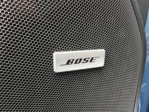 New 2025 Chevrolet Suburban Premier image 6