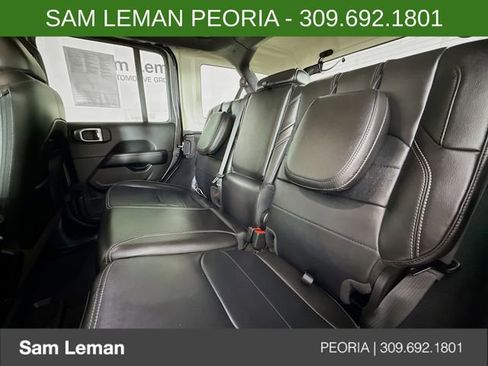 Used 2022 Jeep Wrangler Unlimited Sahara w/ Cold Weather Group image 24