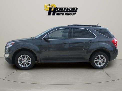 Used 2017 Chevrolet Equinox LT w/ Convenience Package AWD/4WD image 2