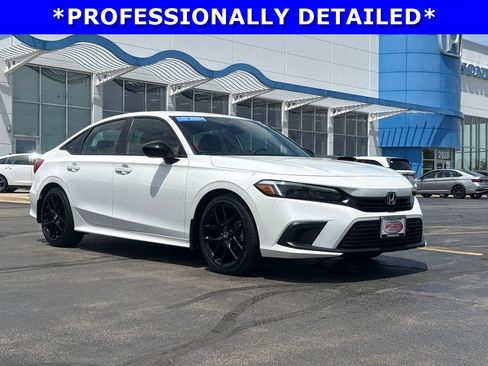 Certified 2024 Honda Civic Sport image 3