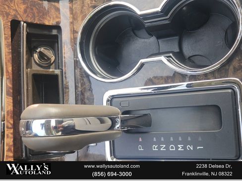 Used 2015 Lincoln Navigator 4WD image 39