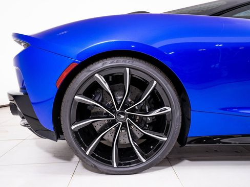 New 2025 McLaren GTS image 14