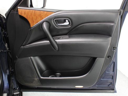 Used 2019 INFINITI QX80 Luxe image 45