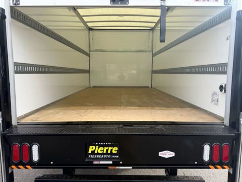 New 2026 Ford E-450 and Econoline 450 Super Duty w/ Power Equipment Group image 4