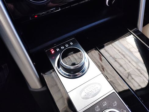 Used 2019 Land Rover Discovery HSE AWD/4WD image 36
